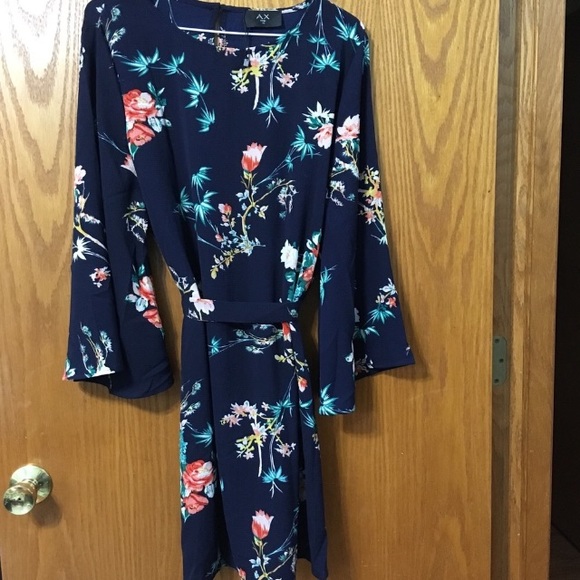 Navy Floral Print Tie Dress - Picture 3 of 7